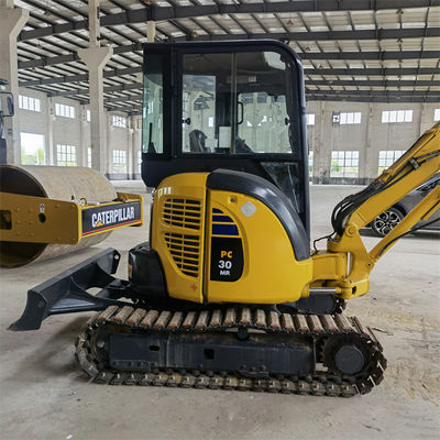 เครื่องขุดคราเบอร์ญี่ปุ่น มินิ โคมาตซู PC30 เครื่องขุด 3000KG ถึง 3200KG