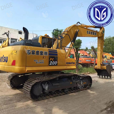 PC200 เครื่องขุด Komatsu มือสอง 20 ตัน เครื่องขุดไฮดรอลิกครอลเลอร์ขนาดกลาง มือสองของญี่ปุ่น