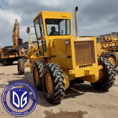 ราคาถูก Komatsu GD511A สําหรับเครื่องยนต์ รุ่น S6D96L และน้ําหนักเครื่อง 10800kg