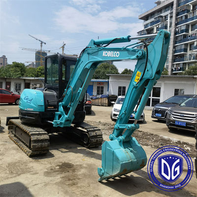 SK55 5.5Ton Kobelco มินิใช้ Excavator ด้วยคุณภาพที่ดีและการทํางานที่ดีเยี่ยมในขาย