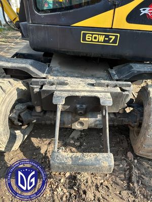 R60w-7 6 ตัน ใช้ Hyundai Excavator และการควบคุมง่ายและเข้าใจ
