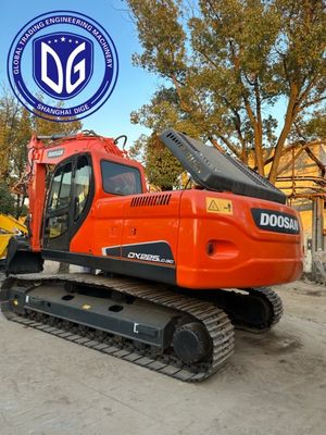การออกแบบการก่อสร้างที่แข็งแกร่ง DX225 เครื่องขุด Doosan ใช้ 22.5 ตัน