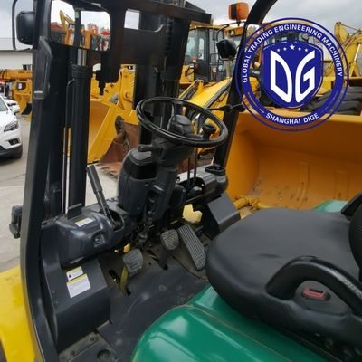 5t ใช้ Komatsu FD50 เครื่องไฮดรอลิกแรงใช้ Forklift