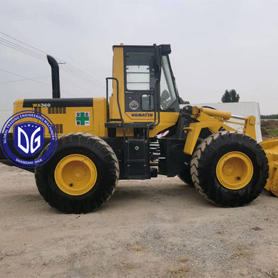 เครื่องบรรทุกด้านหน้า WA360-3 เครื่องบรรทุกมือสอง Komatsu เครื่องบรรทุกไฮดรอลิก จากญี่ปุ่น