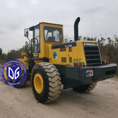 เครื่องบรรทุกด้านหน้า WA360-3 เครื่องบรรทุกมือสอง Komatsu เครื่องบรรทุกไฮดรอลิก จากญี่ปุ่น