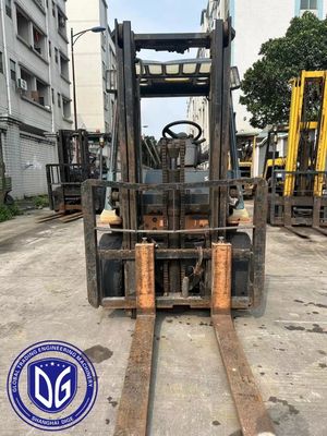 2.5t 8FDA25 โตโยต้า ใช้ Forklift เครื่องไฮดรอลิกแรงใช้ Forklift