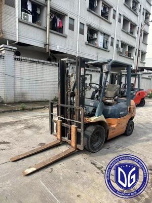 2.5t 8FDA25 โตโยต้า ใช้ Forklift เครื่องไฮดรอลิกแรงใช้ Forklift