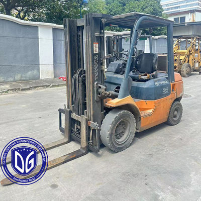 รถยกโตโยต้า 2.5t ของเดิม ทนทานและอยู่ในสภาพดี ค่ารักษาที่ต่ํา