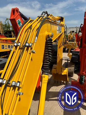 Komatsu PC210LC เครื่องขุดพยุงที่ใช้ระบบจัดการน้ํามันอัตโนมัติ