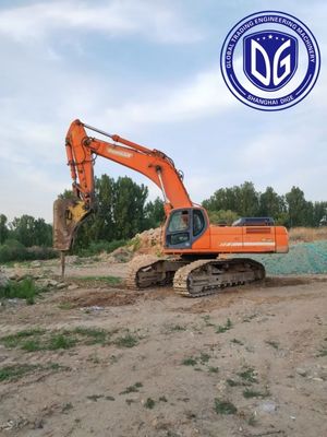 อุปกรณ์ขุด Doosan DX500LC 50 ตันที่ใช้แล้ว พร้อมควบคุมการขุดอย่างแม่นยํา
