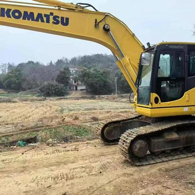 สัมผัสผลงานสูงสุดของ Komatsu Excavator PC200 ด้วยรูปแบบการขับเคลื่อนแบบไฮดรอลิก