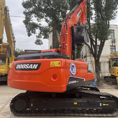 Track Moving Type Doosan DX225 Excavator ผลงานที่ดีและมีความน่าเชื่อถือสําหรับโครงการก่อสร้างของคุณ