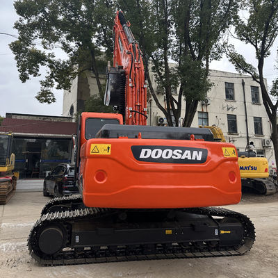 Track Moving Type Doosan DX225 Excavator ผลงานที่ดีและมีความน่าเชื่อถือสําหรับโครงการก่อสร้างของคุณ