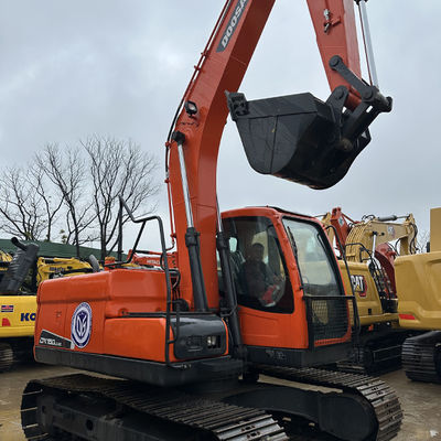 เครื่องยนต์ DL06 แบบ Doosan Crawler Excavator ระบบไฮดรอลิกที่ทันสมัยและเครื่องยนต์พลังงาน