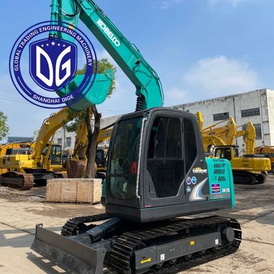 รถขุด Kobelco SK75 มือสอง แบบเคลื่อนที่ด้วยสายพาน ขนาดกะทัดรัด