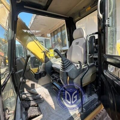 ใช้ Caterpillar CAT307D Excavator รวมประสิทธิภาพพร้อมทํางาน ขายร้อน
